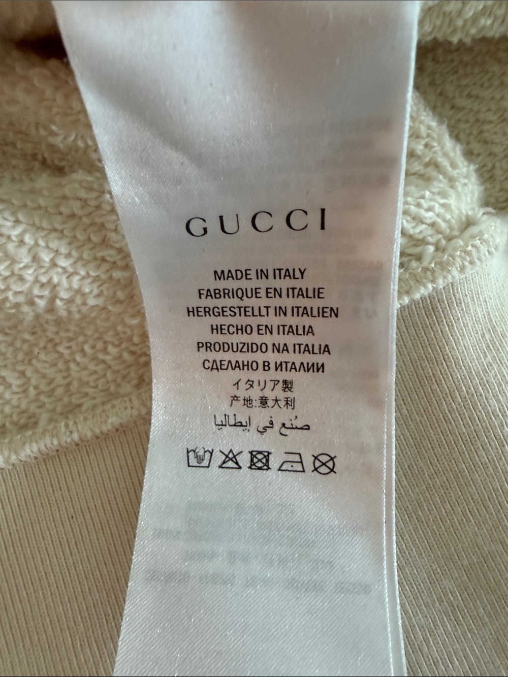 Gucci Garden Cream Sweatshirt with Black Cat Graphic - Picture 6 of 8
